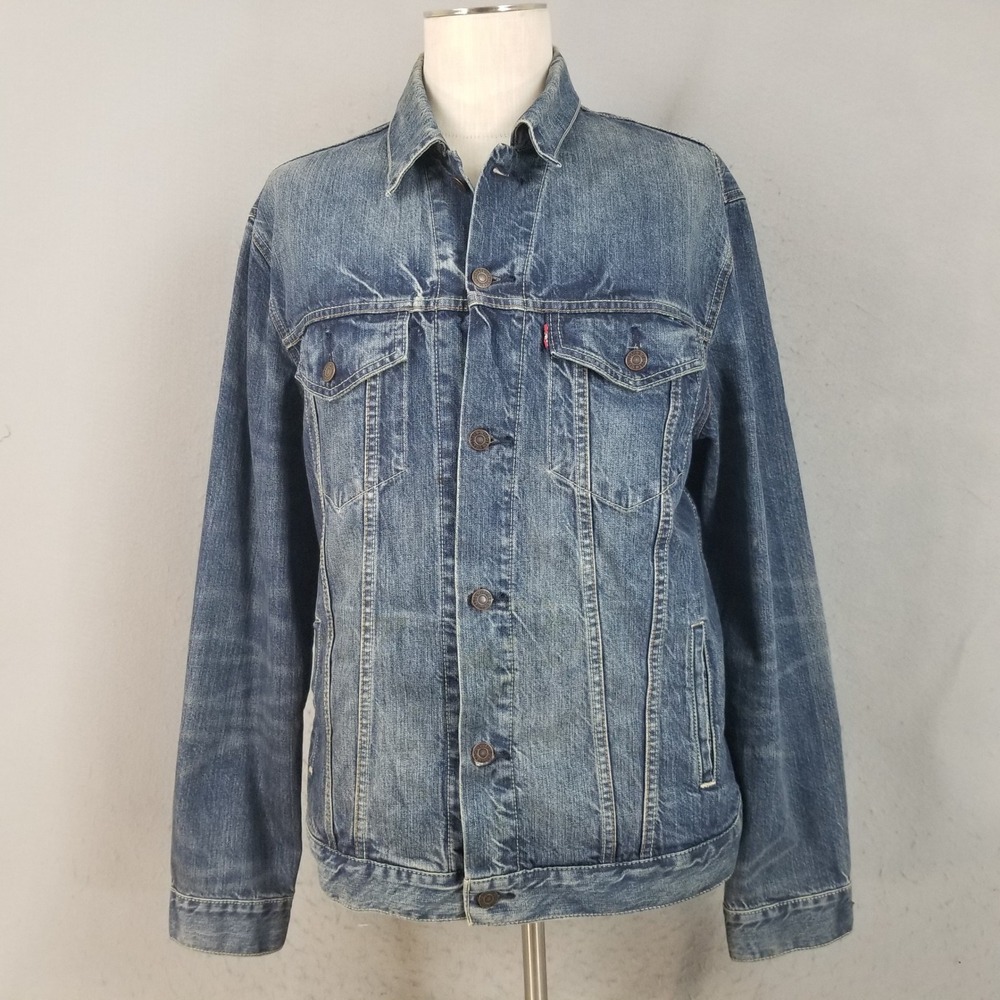 Levi's Trucker Jacket Men XL Blue Medium Wash Denim Button Up Classic Casual